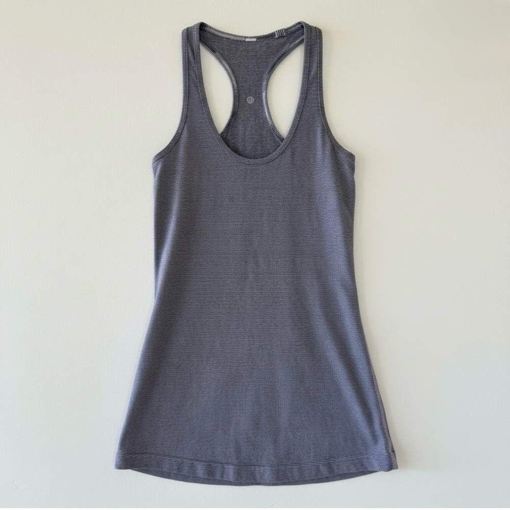 Lululemon Cool Racerback Tank Women’s 2 Blue Purple Striped Racerback Yoga no